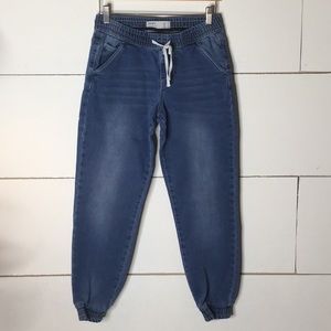 Sporty Cotton on Jeans